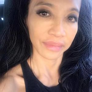 Meet your Posher, Lena